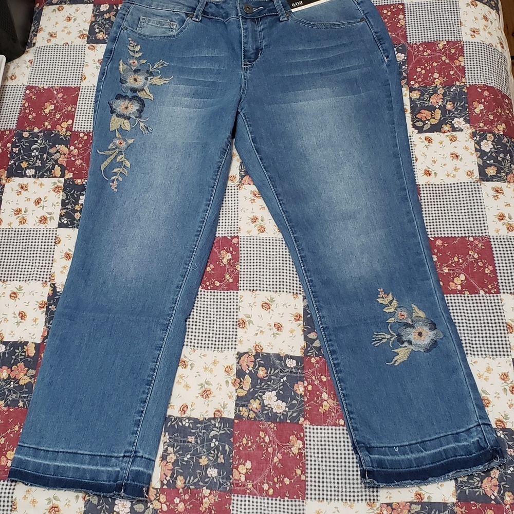 a.n.a. Cropped pants